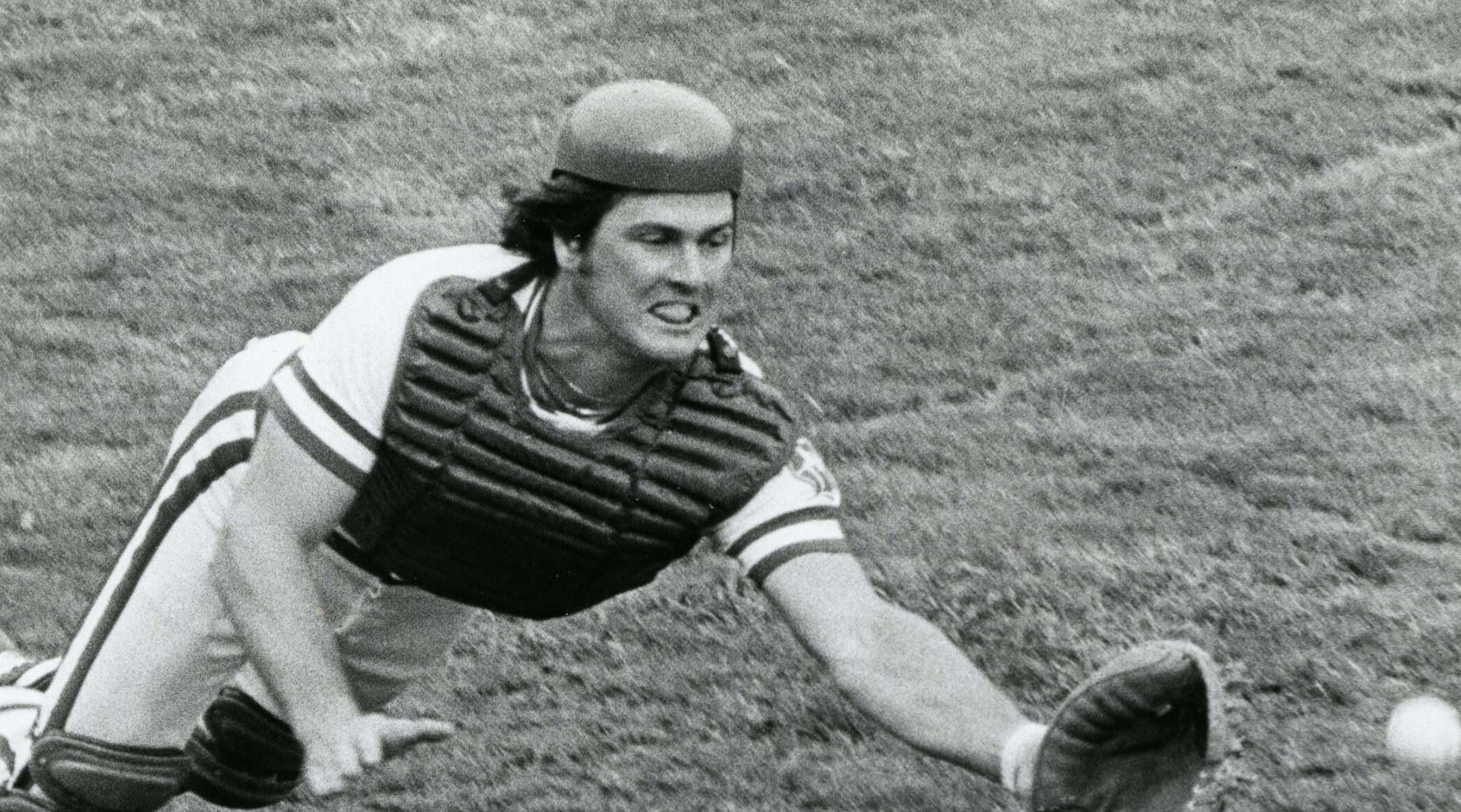 Image of Jim Sundberg showcasing his exceptional catching skills, highlighting his impact in baseball's defensive history.